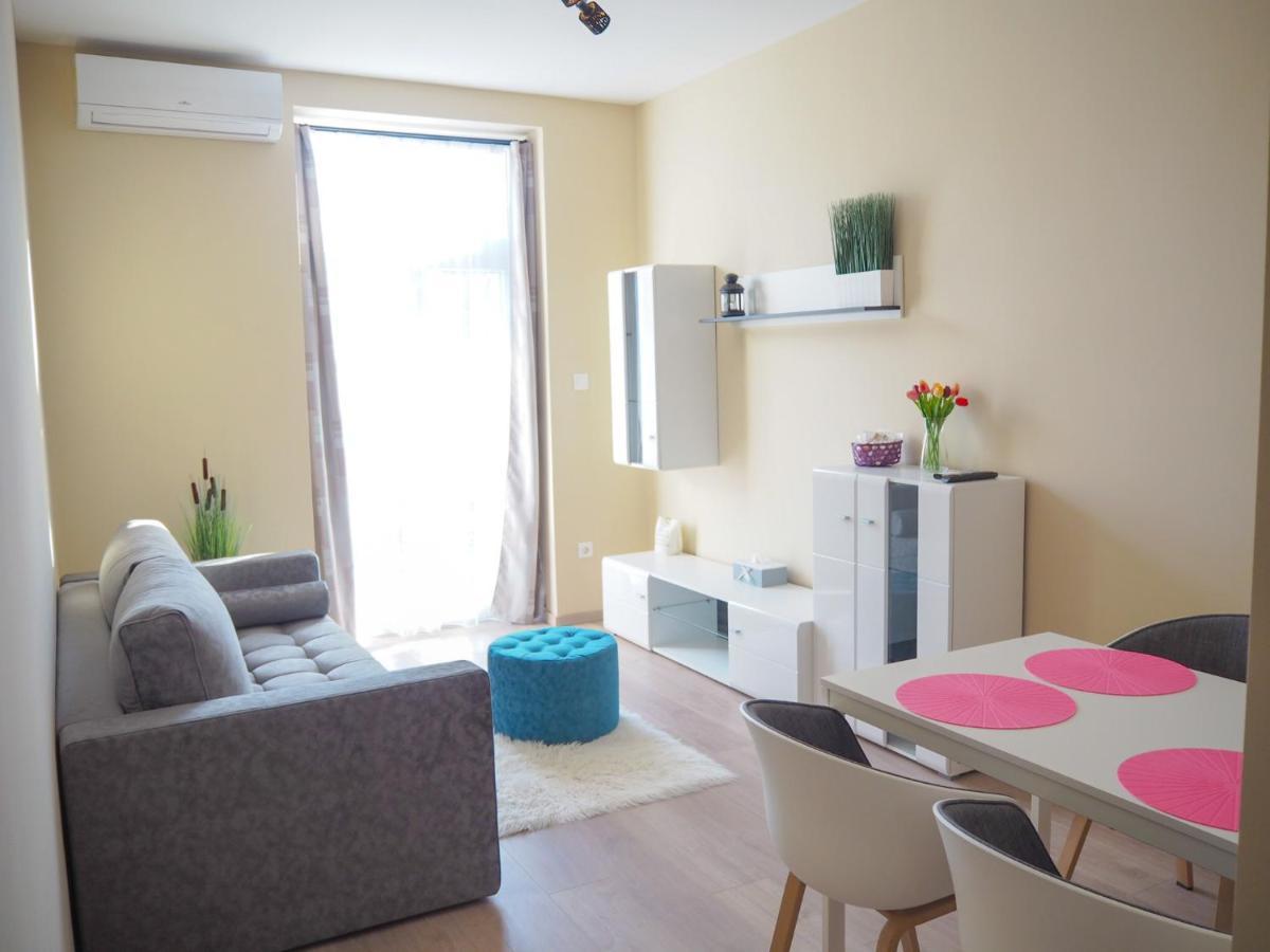 Holiday Apartmanhaz Harkány Exterior foto
