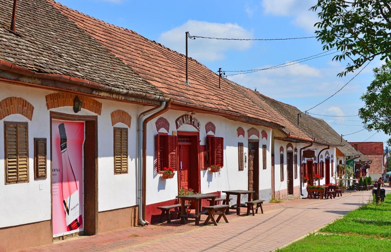 Holiday Apartmanhaz Harkány Exterior foto